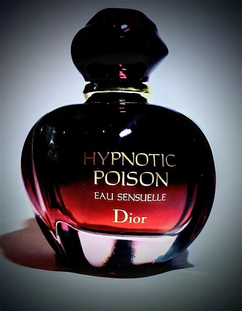 dior hypnotic poison eau sensuelle.